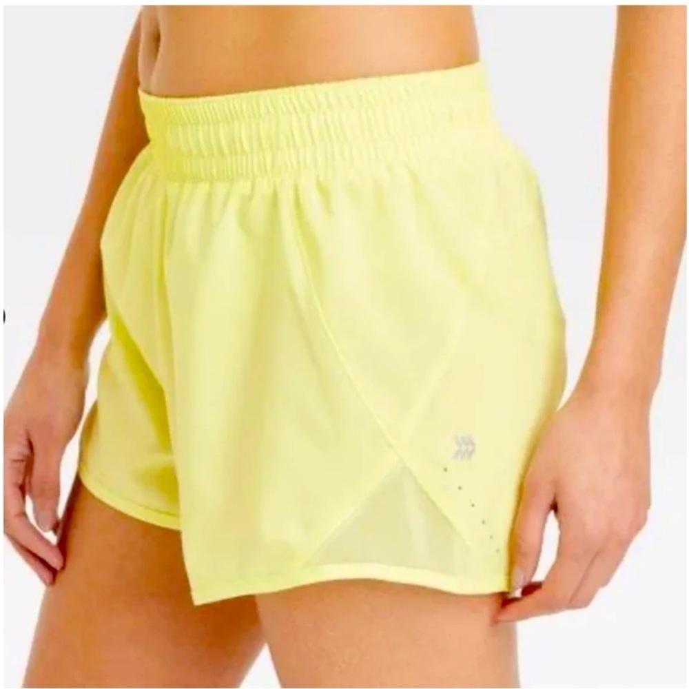 Women's Mid-Rise Run
Shorts‎ 3" - All In Motion™ Yellow 1X & XL